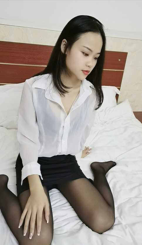 天河温柔漂亮的可可妹子